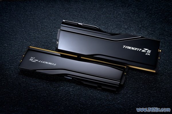 4-DIMM主板初度冲破！芝奇DDR5内存跑出9200MT/s：仅1.1V电压